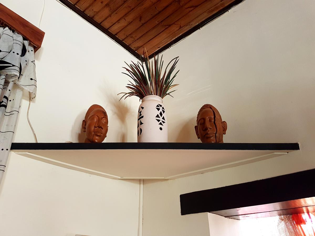 Hotel Le Trianon Antsirabe Ngoại thất bức ảnh
