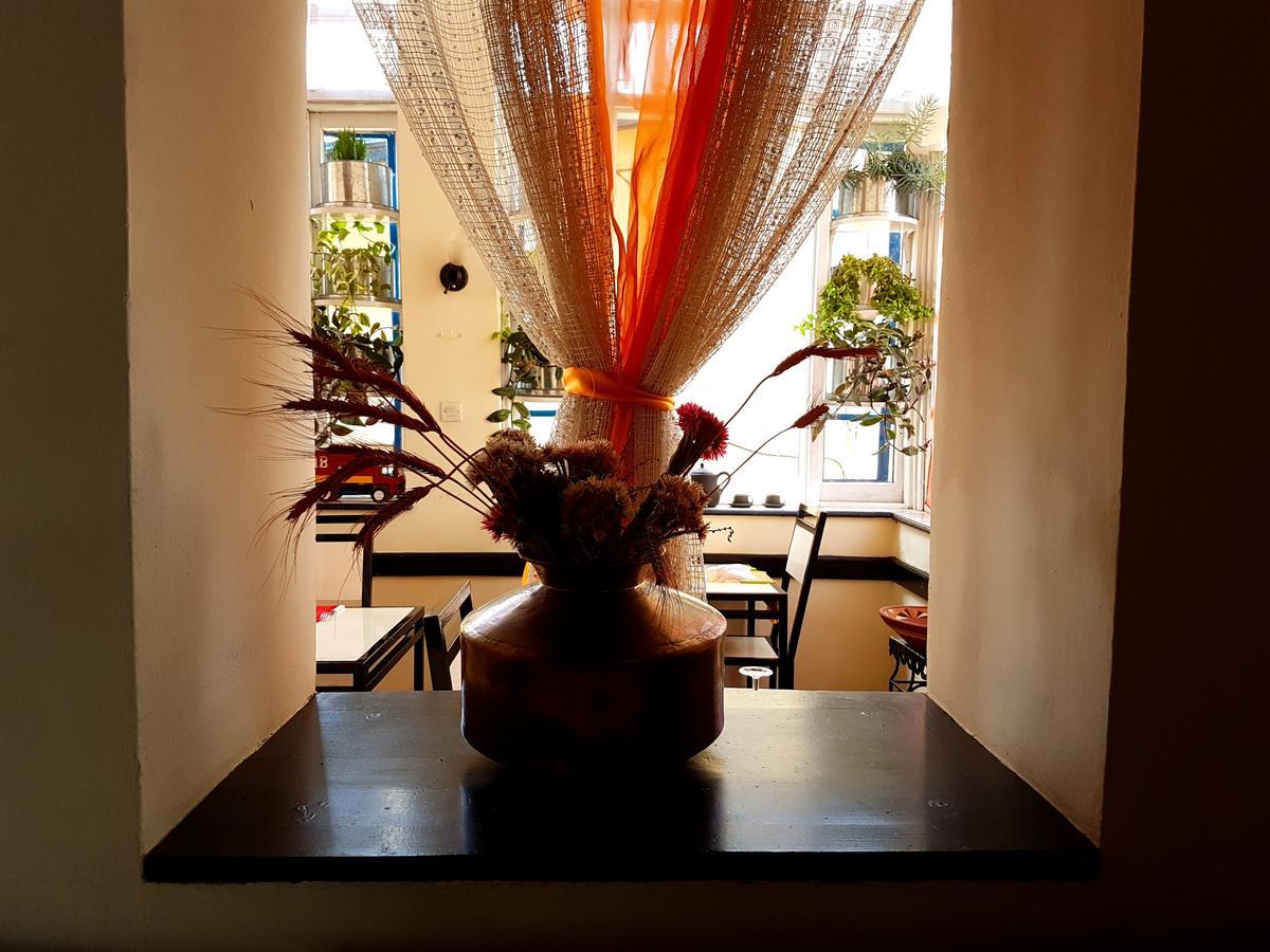 Hotel Le Trianon Antsirabe Ngoại thất bức ảnh