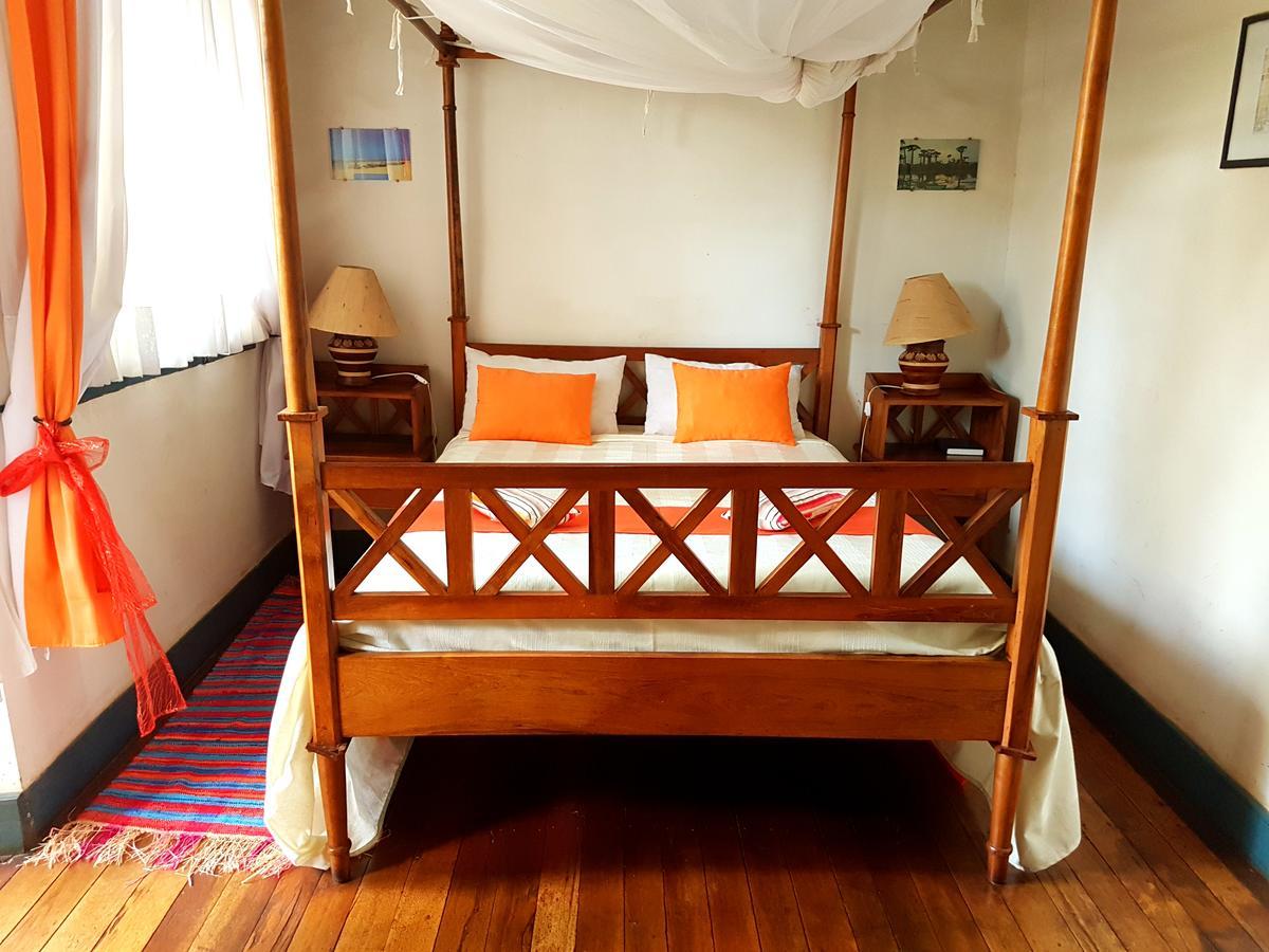 Hotel Le Trianon Antsirabe Ngoại thất bức ảnh